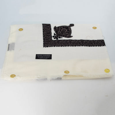 Yemeni white shawl with beautiful dark embroidery شال ابيض مع تطريز غامق